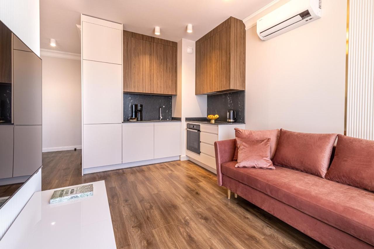 Zloty Lotos-Srodmiescie Z Darmowym Parkingiem Apartman Gdańsk Kültér fotó